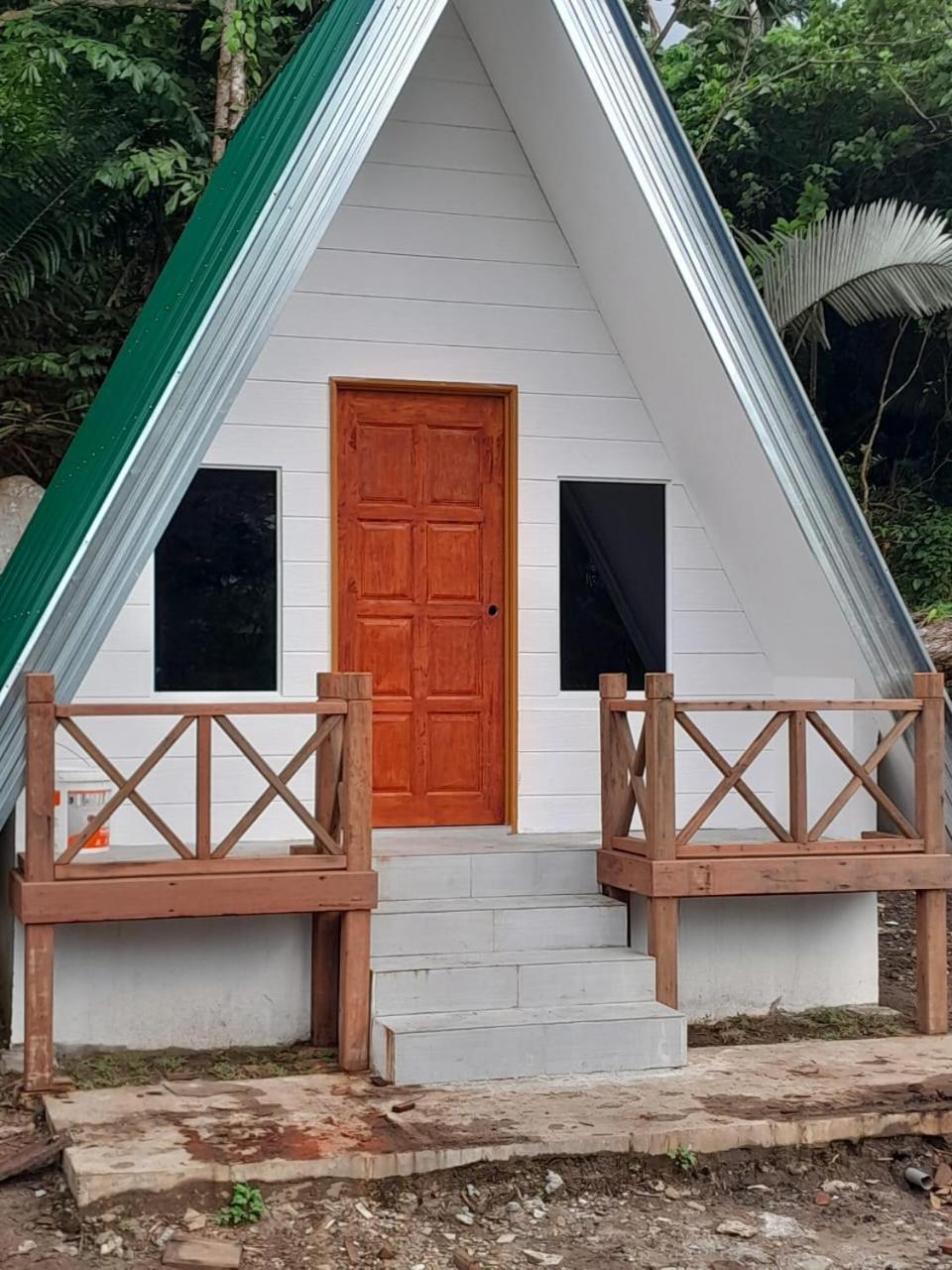 Dumba Bay Tioman Otel Kampung Genting Dış mekan fotoğraf
